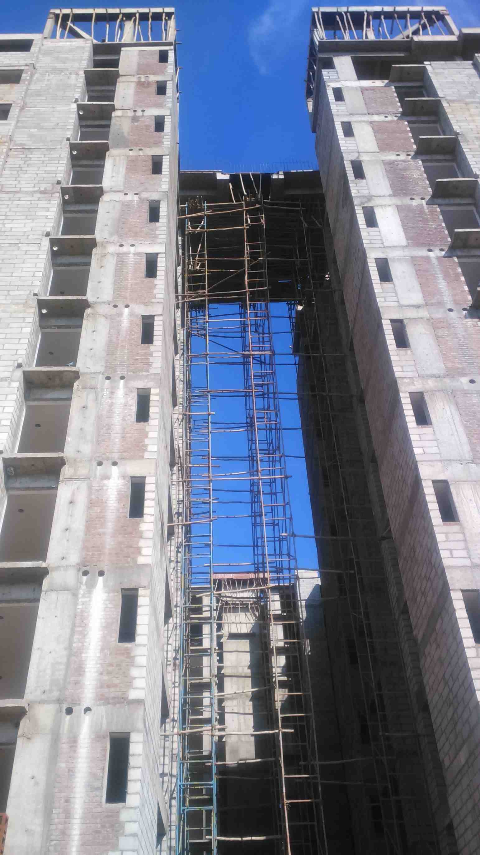 5 towers combined at top (1)